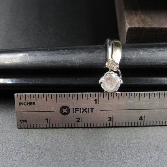 Size 5.5 14k Gold 1.05 Total Carat Diamond Ring - Picture 7 of 8